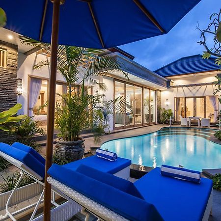Ambermoon Villa 2 Seminyak Exteriör bild