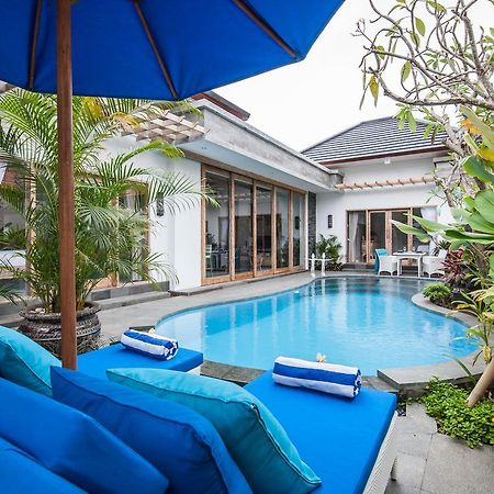 Ambermoon Villa 2 Seminyak Exteriör bild