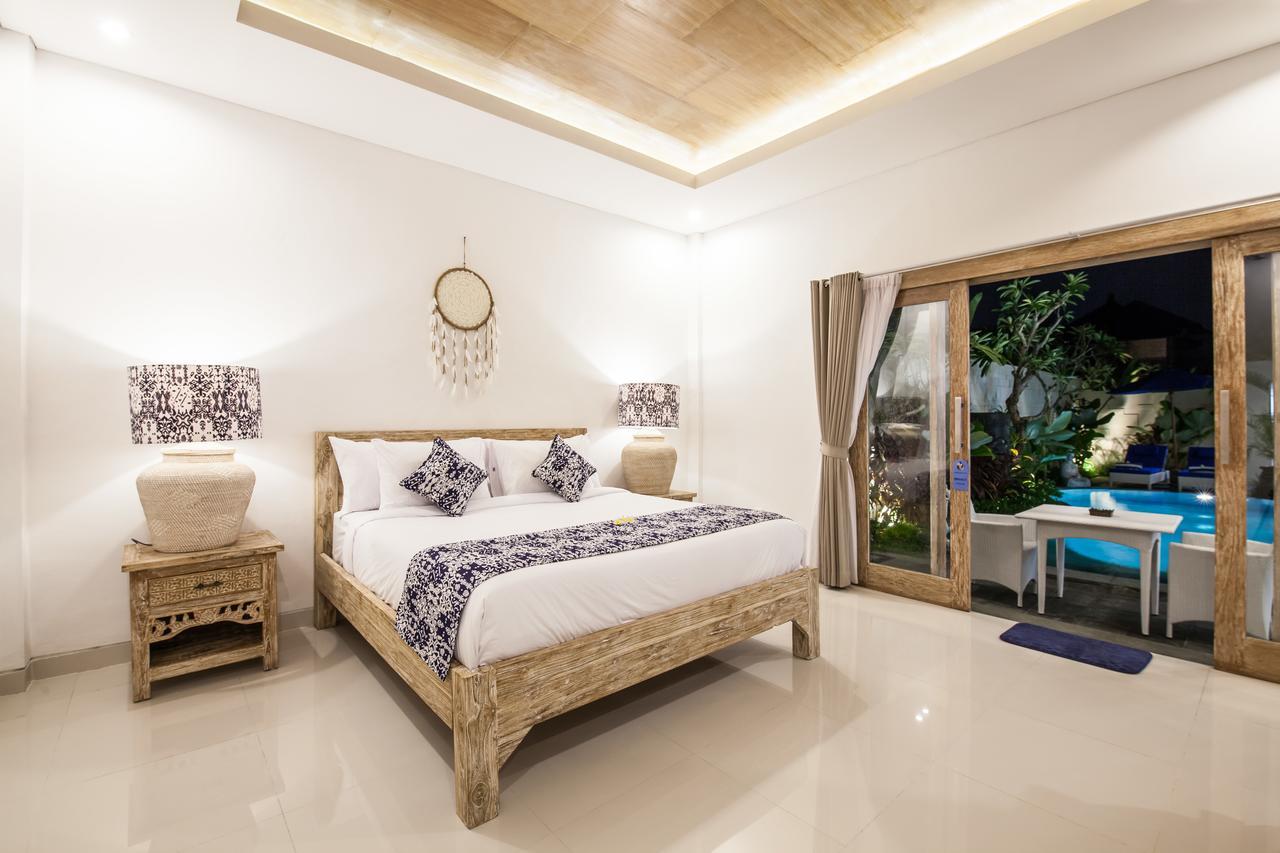 Ambermoon Villa 2 Seminyak Exteriör bild